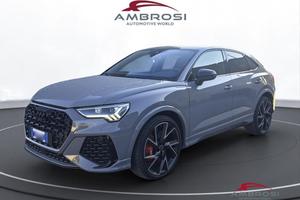 AUDI RS Q3 2.5 quattro s-tronic