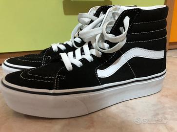 Vans donna