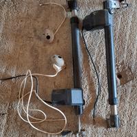 pistoni per cancello automatico a 2 ande