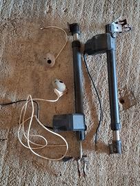 pistoni per cancello automatico a 2 ande