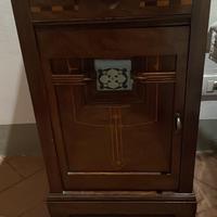 Comodino intarsiato