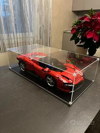 Lego Ferrari Daytona SP3 42143 con teca