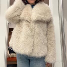 Ecopelliccia marchio “Brend” nuova con cartellino