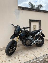 Aprilia dorsoduro 750 A2