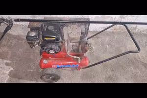 Trattore motocompressore con abbacchiatore lisam