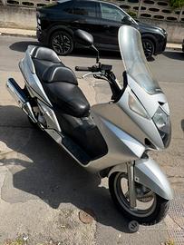 Honda silver wing 600