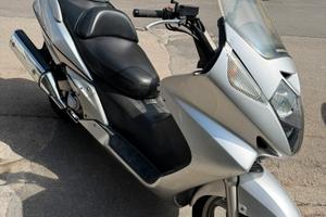 Honda silver wing 600