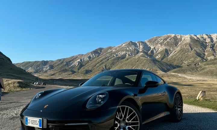 Porsche 911 992 Carrera