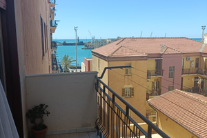 Appartamento in piazza Italia con vista mare