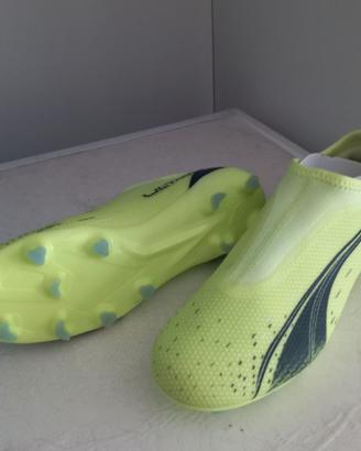 Scarpe calcio nuove