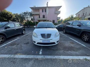 lancia y usata