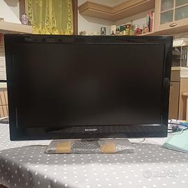 tv sharp 24''