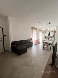 Trilocale ristrutturato - Zona Clinica Piacenza