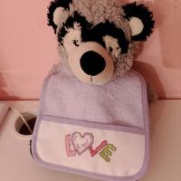 Bavetta neonato ricamata a mano LOVE–Made in Italy