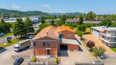 MULTILOCALE A QUATTRO CASTELLA
