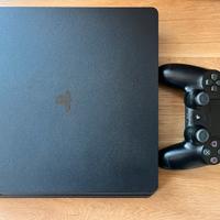 PS4 Slim 1TB Come Nuova, Controller 4 Giochi