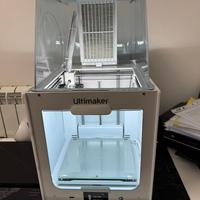 Stampante 3D Ultimaker 2+ Connect con Air Manager