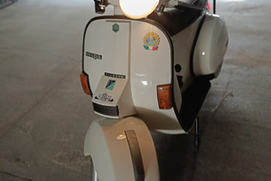 Vespa PX 200 E