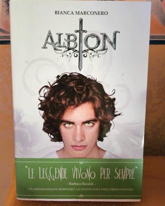 Libro "Albion" di Bianca Marconero