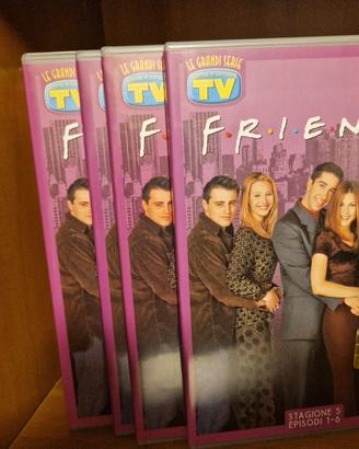 DVD serir Friends mai aperti 