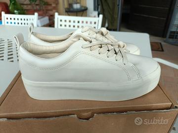 sneakers donna Zara color ecrù