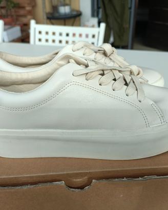 sneakers donna Zara color ecrù