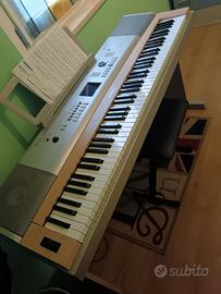Pianoforte Yamaha DGX-620   - 88 tasti 