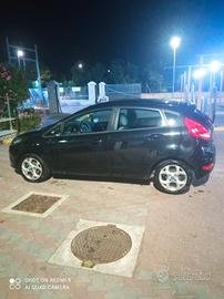 FORD Fiesta 6ª serie - 2011