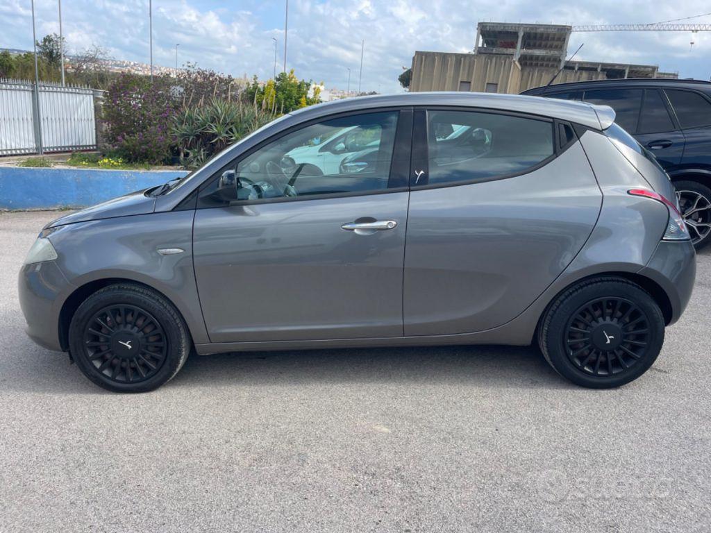 Lancia Ypsilon 2ª serie