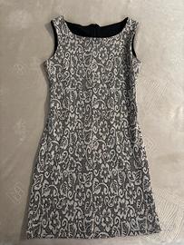 Vestito smanicato corto taglia S