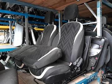 Interno In Tessuto - Alcantara Per Lancia Y 2015