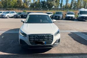 Audi q2 2022 s tronic 30 tdi