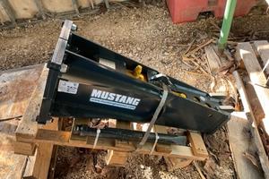 Martello Demolitore Mustang HM152 per miniescavato