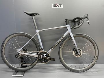 Giant TCR Advanced Pro Dura Ace Di2