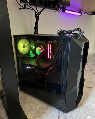 Computer Gaming Perfetto con I9-32GB-3TB