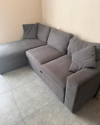 Divano angolare grigio con letto estraibile