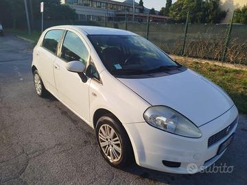 Fiat Grande Punto Metano in perfetto stato