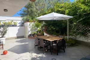 Villa a Palermo, via Perseo, 4 locali