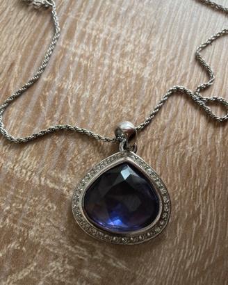 Collana con ciondolo