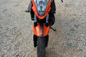 Moto motard malaguti