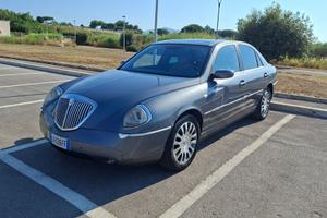 Lancia Thesis 2.4 JTD 20V Emblema