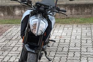 Ktm duke 125 2023