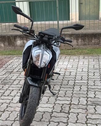 Ktm duke 125 2023