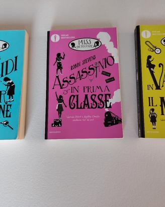 i primi 3 volumi della collana miss detective 