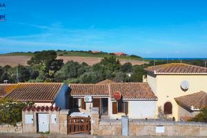 Villetta con veranda - Baia Vignola