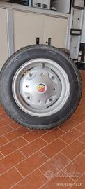 Gomme con cerchi  per Fiat 500 d'epoca 