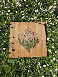 String art Montagna su legno