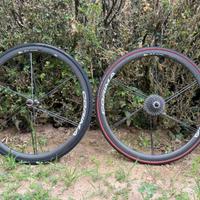 Corima MCC 32 S+ ruote carbonio tubolare rim