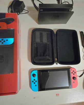 Nintendo switch +Sd+ 1 gioco