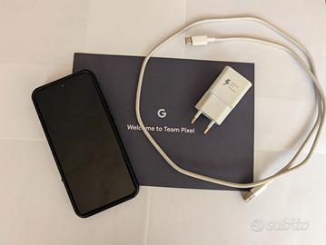 Pixel 8 256gb con cover, caricabatterie e cavo